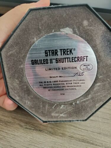 STAR TREK GALILEO II SHUTTLECRAFT DOME 1995