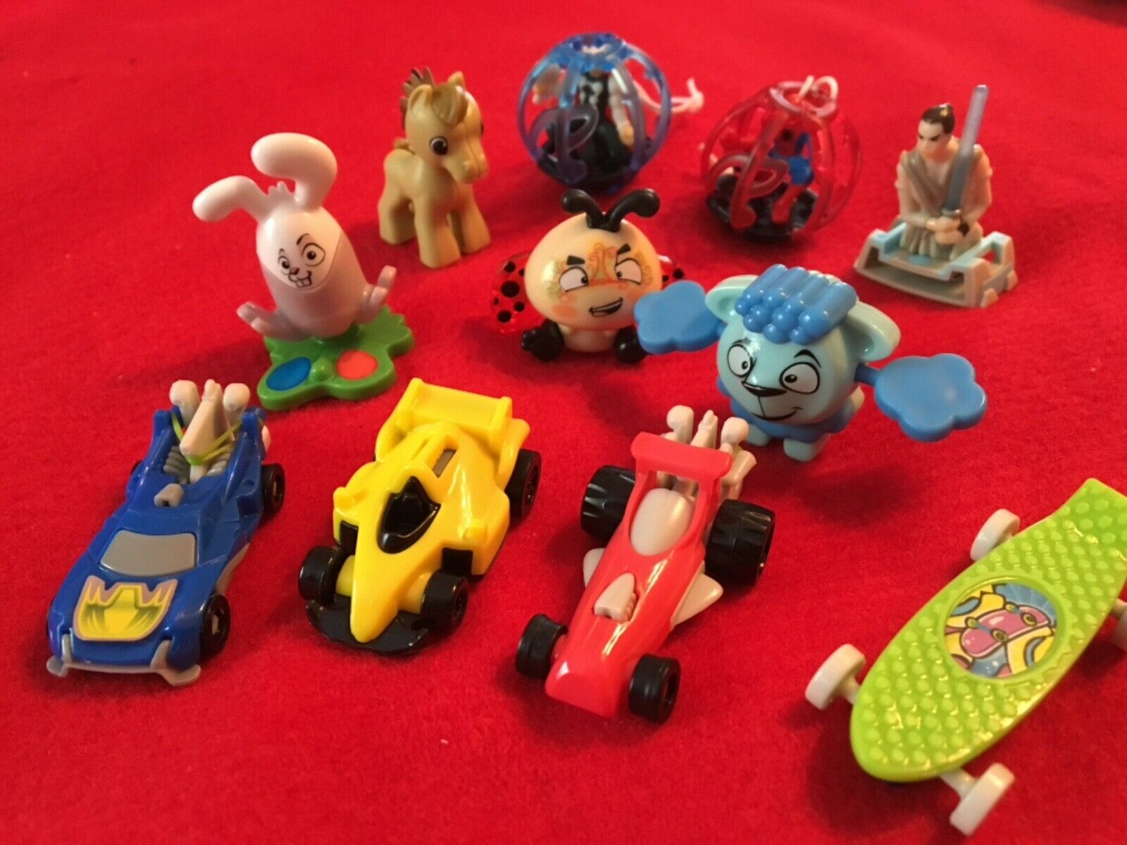 10 Kinder Joy Marvel Avengers Thor Spider-Man Pony Horse Race Car Rey ...