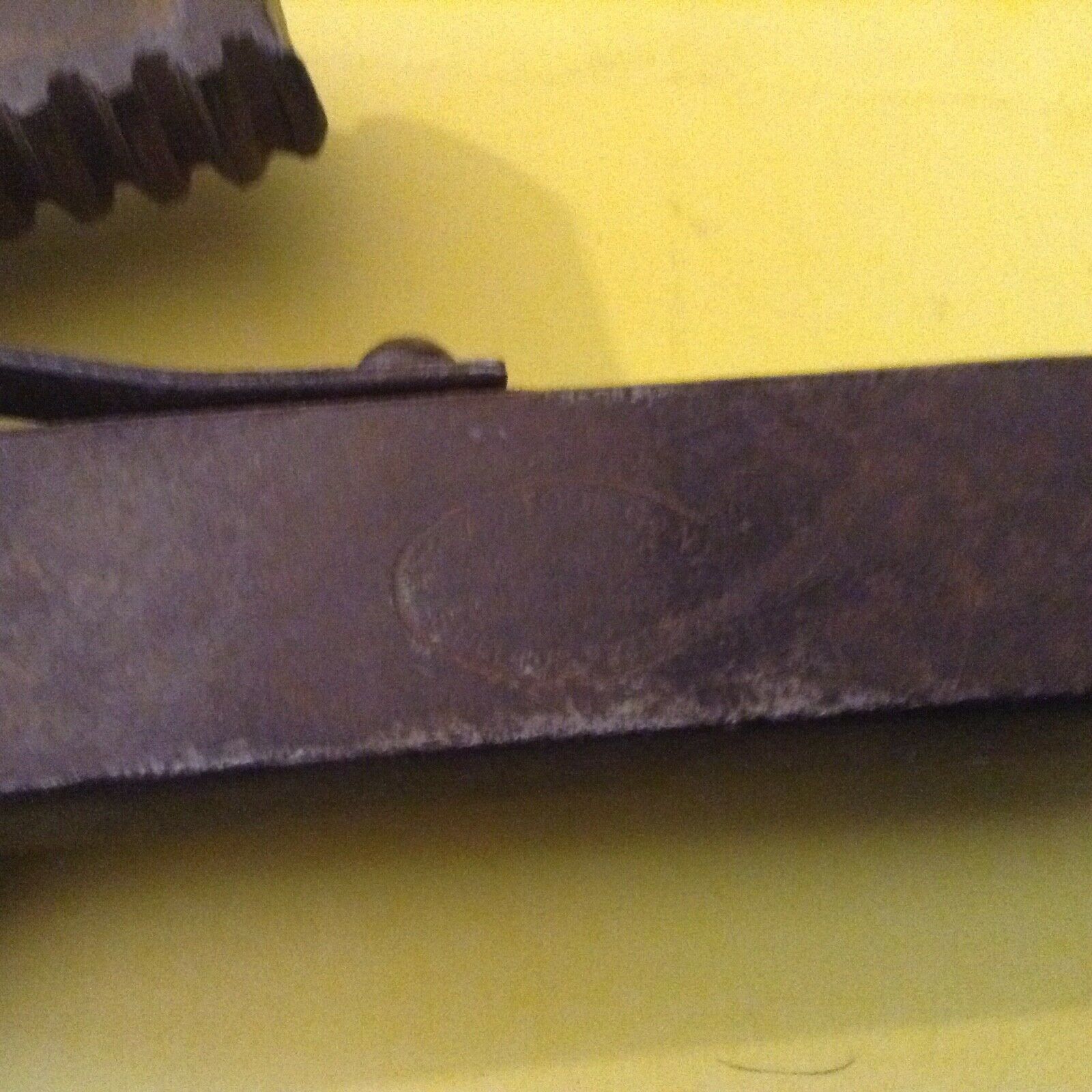 vintage-atlas-tool-company-14-pipe-wrench