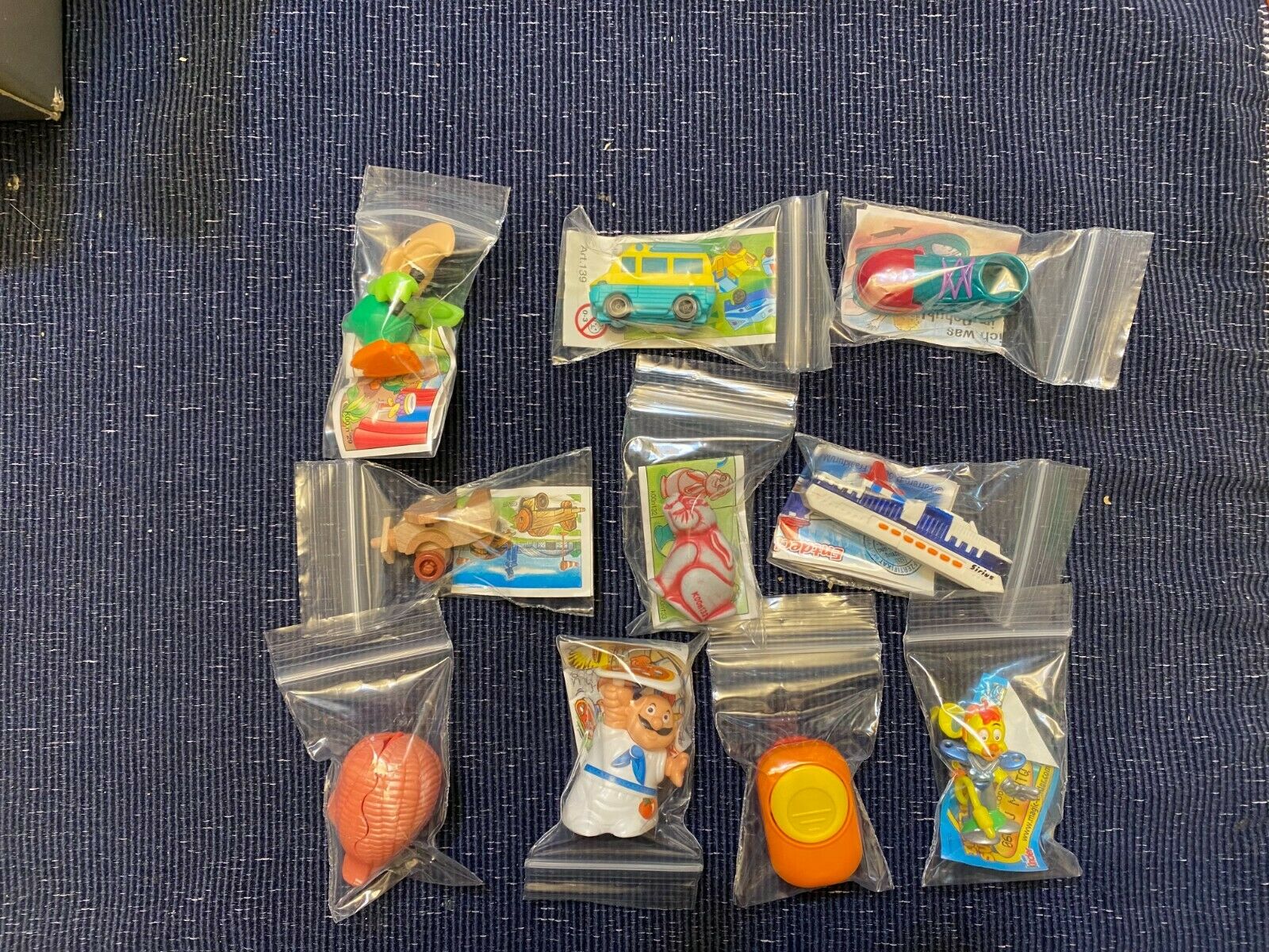 (10) VINTAGE GERMAN FERRERO KINDER EGG SURPRISE TOYS